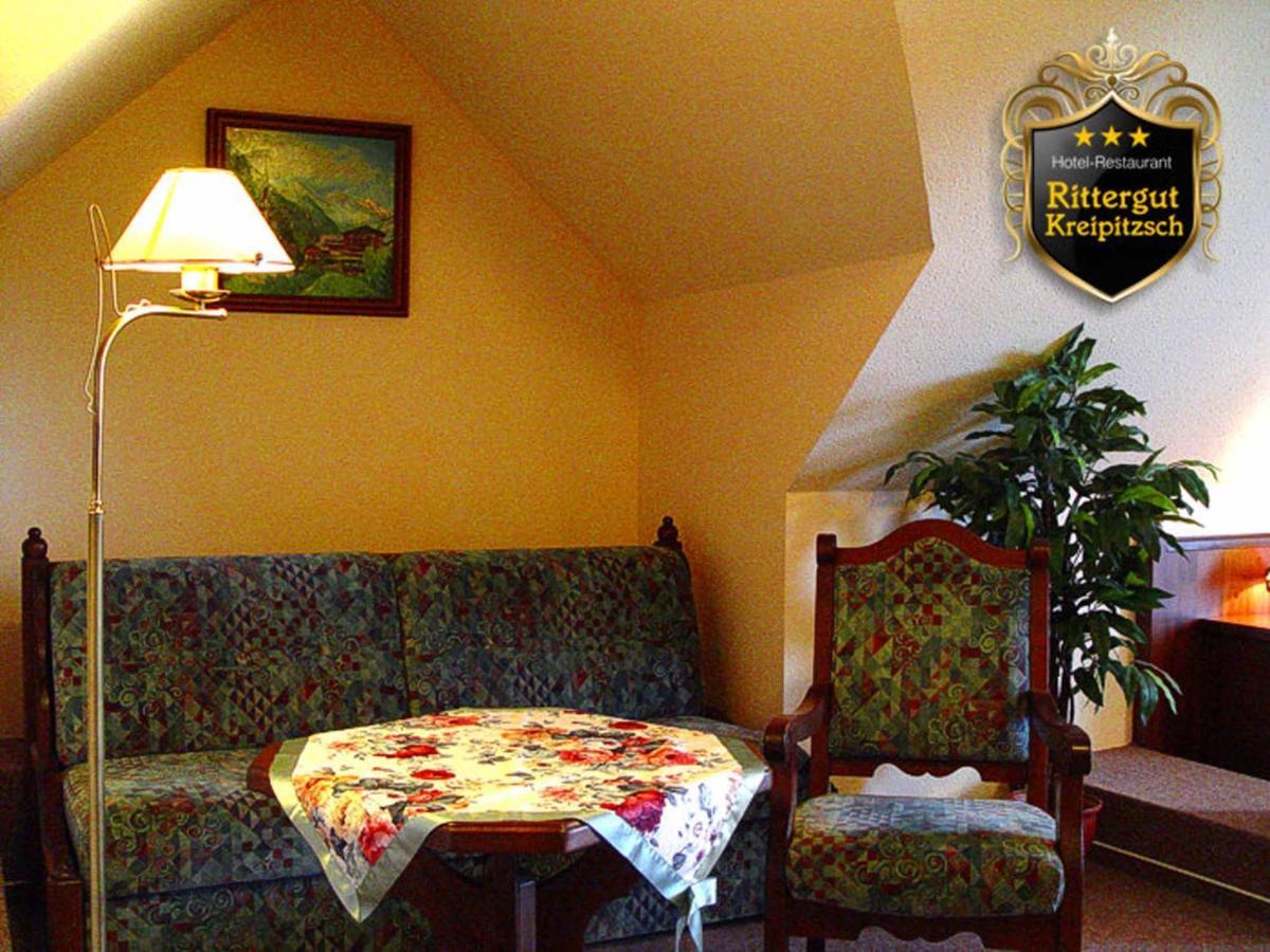 Hotel Und Restaurant Rittergut Kreipitzsch ナウムブルク エクステリア 写真